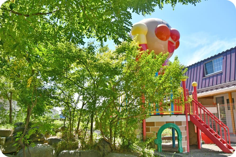 しっかり遊べるエリアがいくつもあり、職員ものびのび過ごせる!